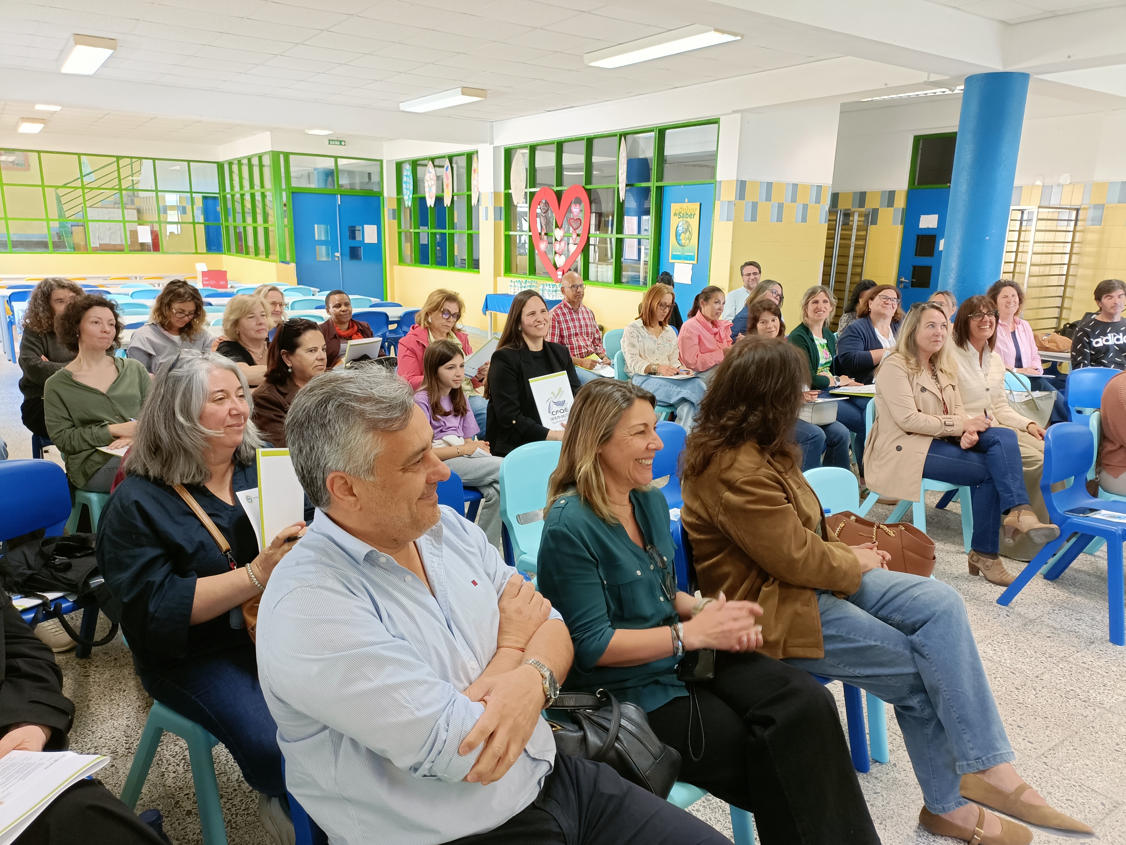 Comunidade de Práticas - CRESCER JUNTOS PARA ABRAÇAR O MUNDO" 